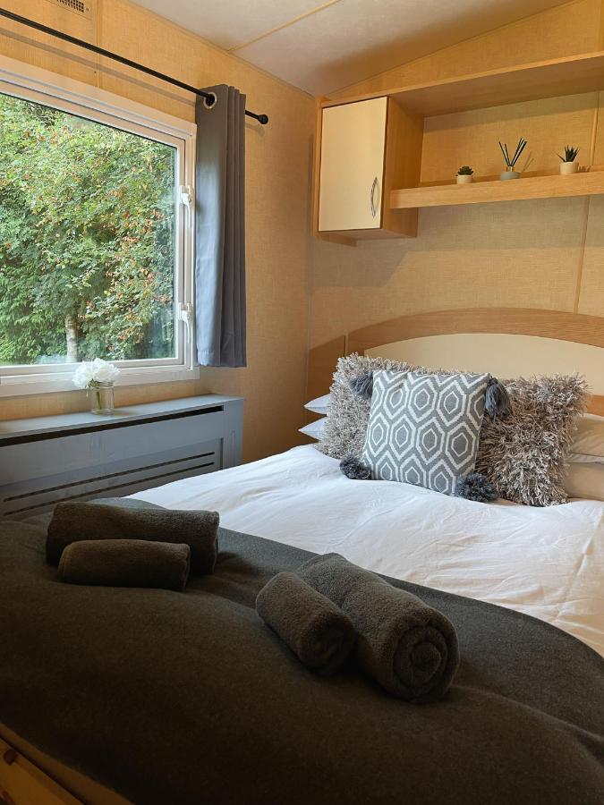 Percy Wood Lodge With Hot Tub Near Alnwick Swarland Экстерьер фото